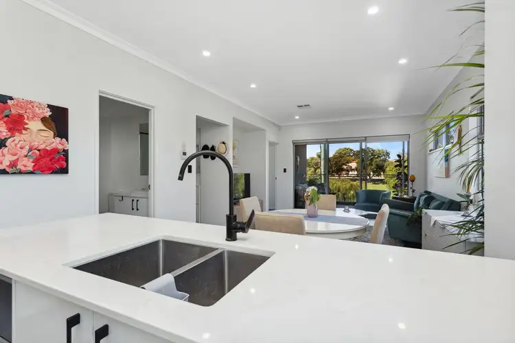 Fifth view of Homely unit listing, 4/21 Green Road, Hillarys WA 6025