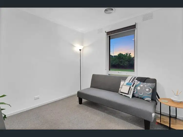Fifth view of Homely house listing, 118 Circle Drive, Cranbourne VIC 3977