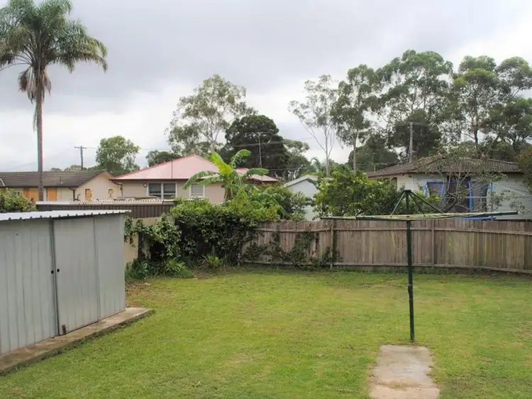 Second view of Homely house listing, 7 Taranaki Road, Lethbridge Park NSW 2770