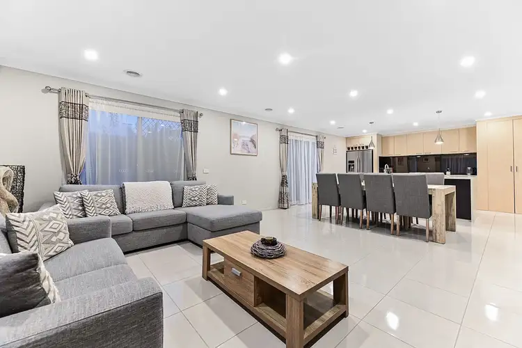 Sixth view of Homely house listing, 18 Snowdrop Drive, Keysborough VIC 3173
