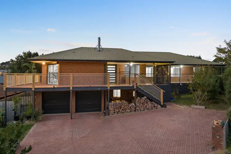 27 Argyle Court, Pakenham VIC 3810