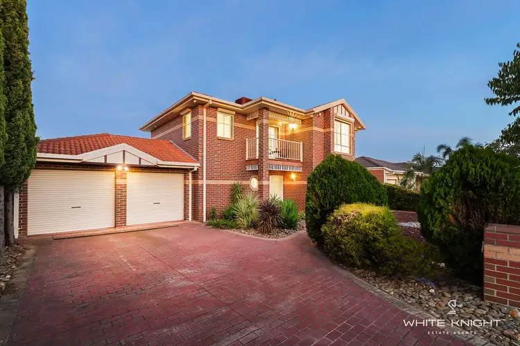 6 Cressida Crescent, Sydenham VIC 3037