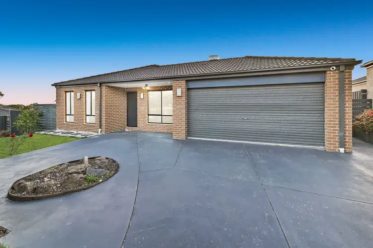 21 Wild Cherry Avenue, Pakenham VIC 3810
