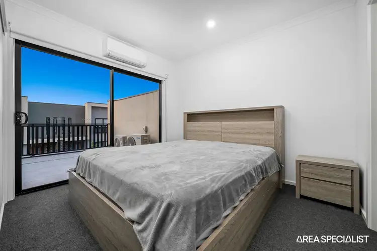 Fifth view of Homely house listing, 18 Myrtle Walk, Cranbourne West VIC 3977