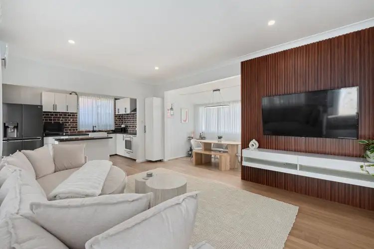Sixth view of Homely house listing, 213 Huntriss Road, Doubleview WA 6018
