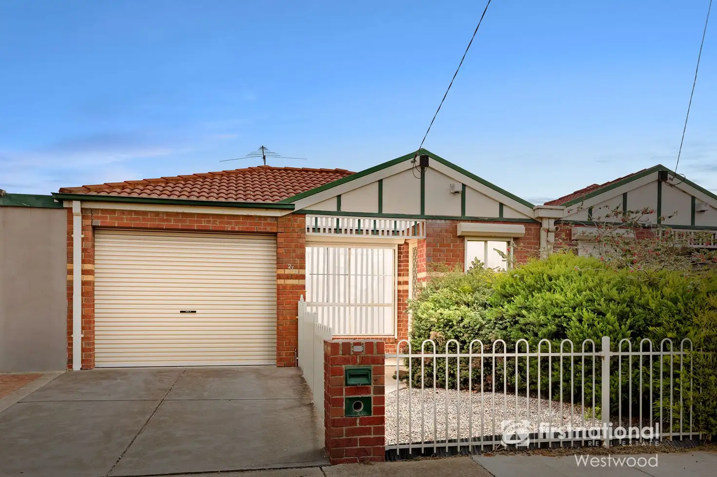 Main view of Homely unit listing, 2/4 Hotham Crescent, Hoppers Crossing VIC 3029