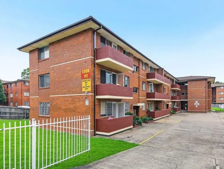 13/192 Sandal Crescent, Carramar NSW 2163