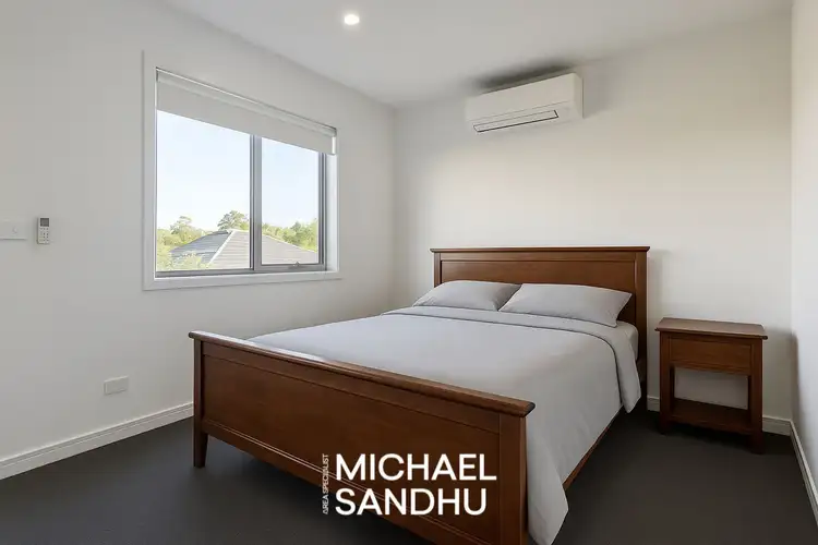 Sixth view of Homely townhouse listing, 2/81 Scoresby Road, Bayswater VIC 3153