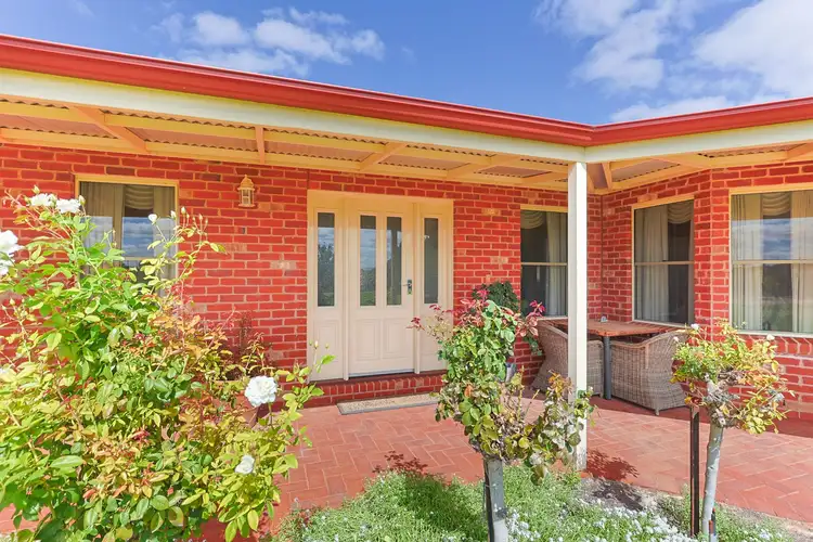 Second view of Homely house listing, 547 Woomera Avenue, Red Cliffs VIC 3496