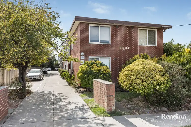 2/38 Middle Road, Maribyrnong VIC 3032
