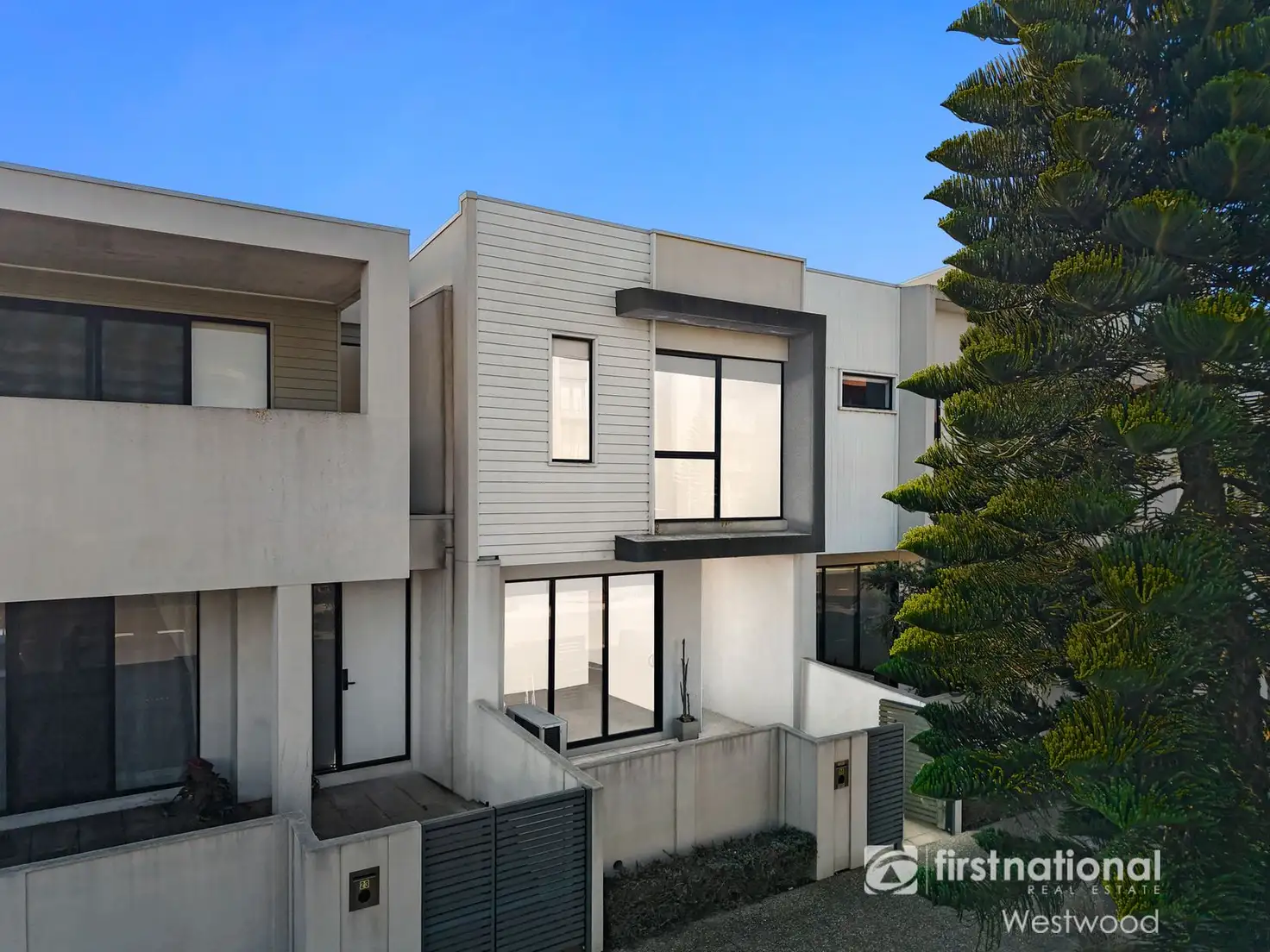 Main view of Homely townhouse listing, 25 Quay Boulevard, Werribee South VIC 3030