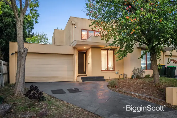 4 Margaret Street