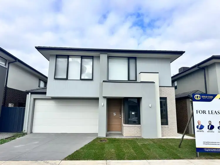 6 Tines Way, Clyde North VIC 3978