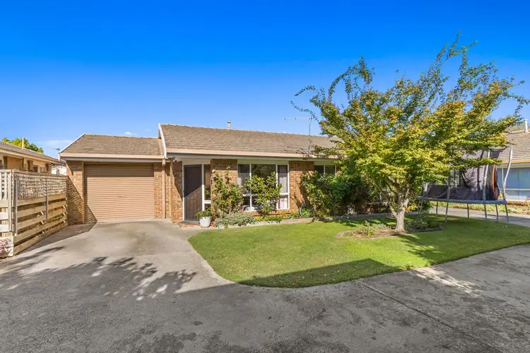 Main view of Homely unit listing, 2/32 Hazelwood Road, Morwell VIC 3840