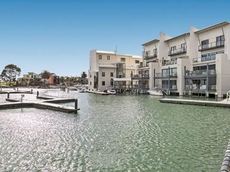 23/117 McLeod Road, Patterson Lakes VIC 3197