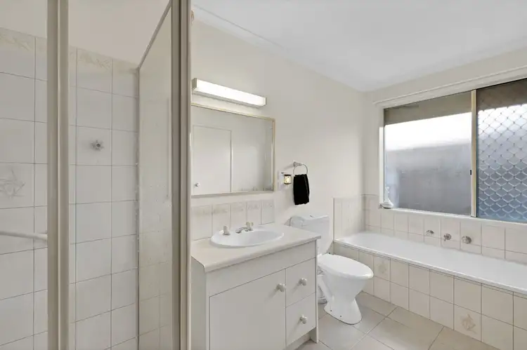 Sixth view of Homely house listing, 30 Simon Drive, Pakenham VIC 3810