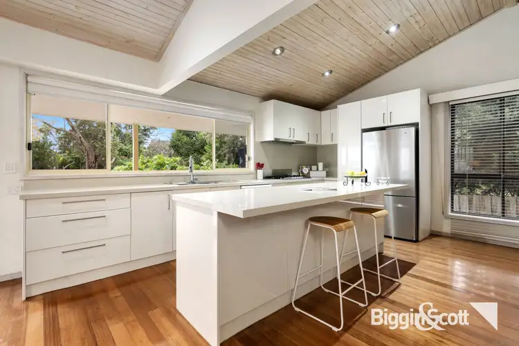 Fourth view of Homely house listing, 2 Julia Court, Doncaster VIC 3108