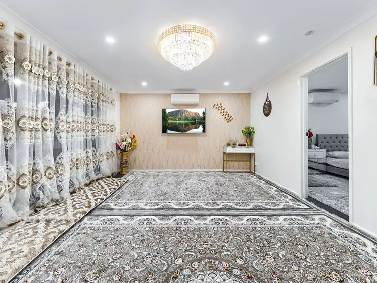 Sixth view of Homely house listing, 2 Bligh Close, Cranbourne North VIC 3977