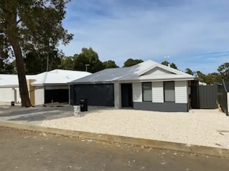 17B WOOD AVENUE, Waroona WA 6215