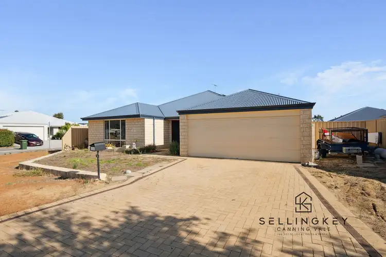 2 Grenoble Street, Piara Waters WA 6112