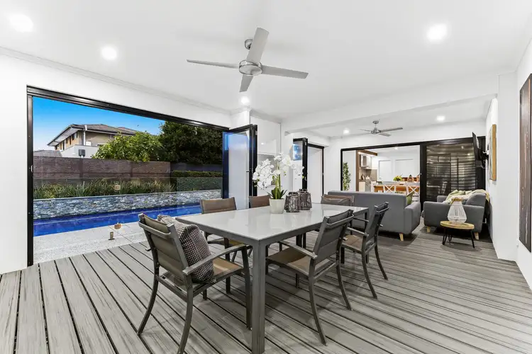4 Fountain Court, Waterways VIC 3195
