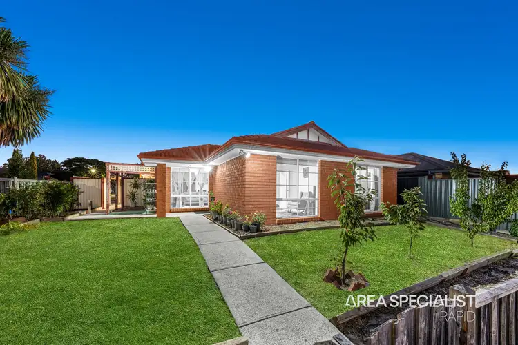 31 Andrea Crescent, Cranbourne North VIC 3977
