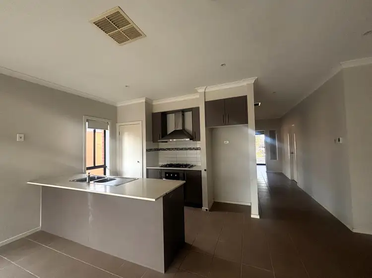 Fifth view of Homely house listing, 30 Starflower Way, Truganina VIC 3029