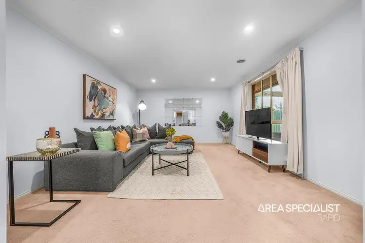 Fifth view of Homely house listing, 27 Tralee Circuit, Narre Warren VIC 3805