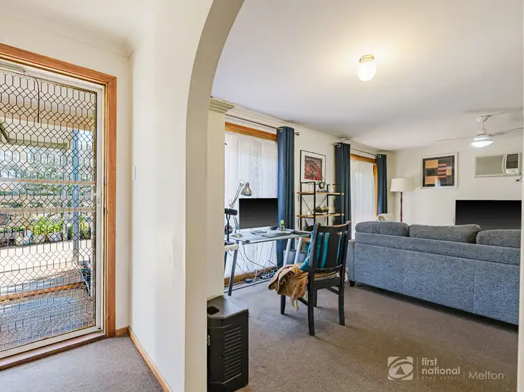 Sixth view of Homely unit listing, 2/24 KIRKTON DRIVE, Kurunjang VIC 3337