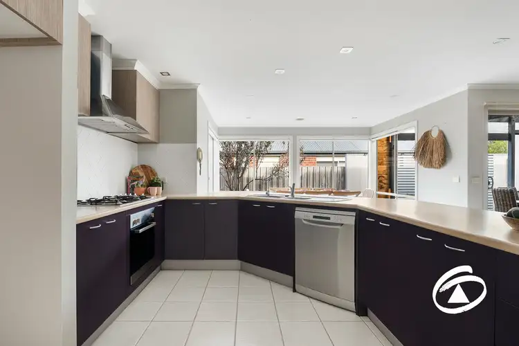 Fifth view of Homely house listing, 10 Newbury Drive, Berwick VIC 3806