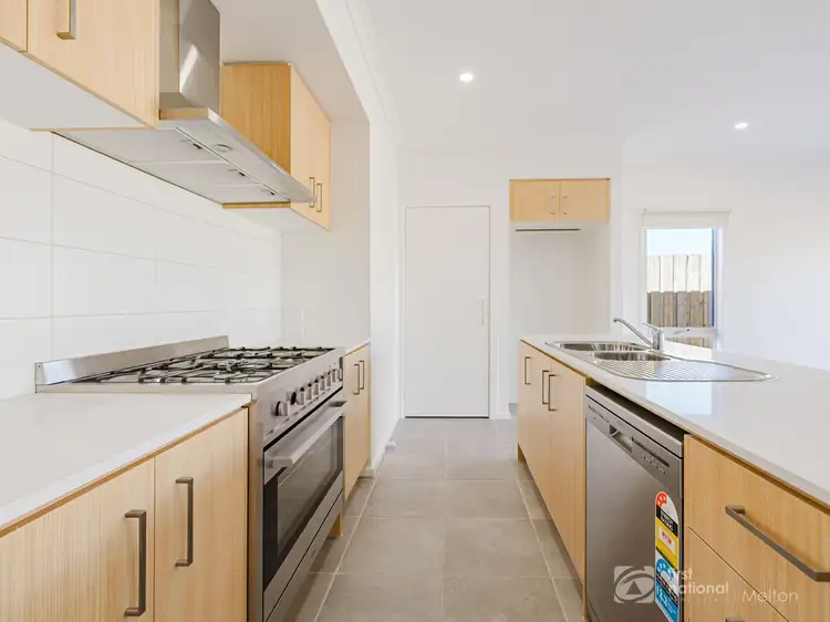 Fifth view of Homely house listing, 5 Murtoa Crescent, Eynesbury VIC 3338