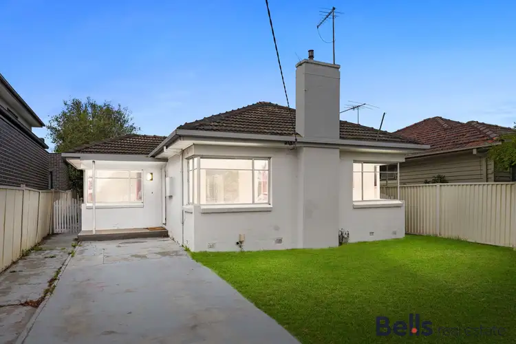 86 Cornwall Road, Sunshine VIC 3020