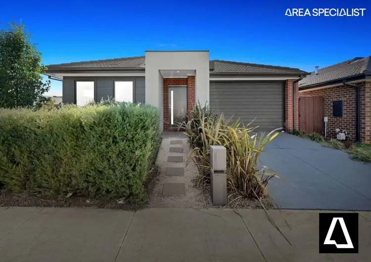 56 Wingfield Drive, Thornhill Park VIC 3335