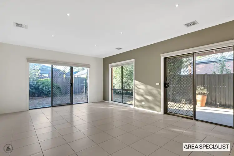 Fourth view of Homely house listing, 39 Brockwell Crescent, Manor Lakes VIC 3024