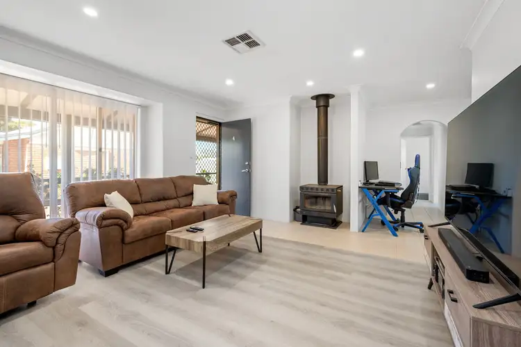 Fourth view of Homely villa listing, 4/15-17 Burton Place, West Lamington WA 6430