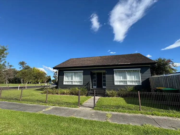 25 Burnside Drive, Morwell VIC 3840