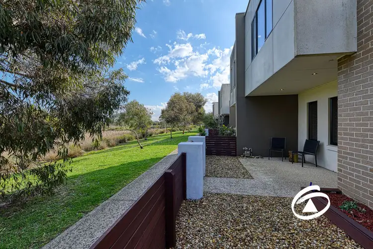 30 Rush Lily Drive, Officer VIC 3809