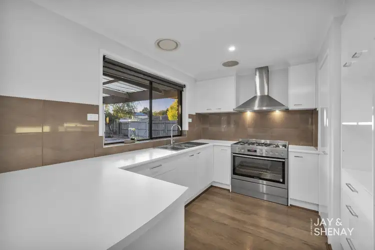 Third view of Homely house listing, 8 Kinloch Gardens, Endeavour Hills VIC 3802