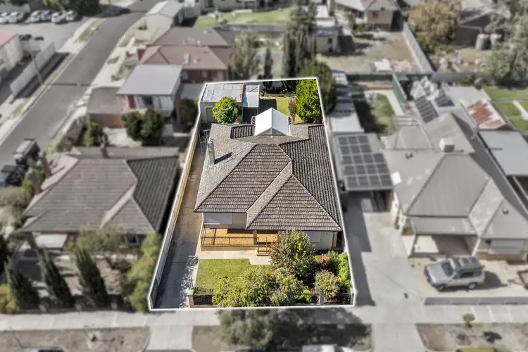 Sixth view of Homely house listing, 10 Putnam Avenue, Strathdale VIC 3550