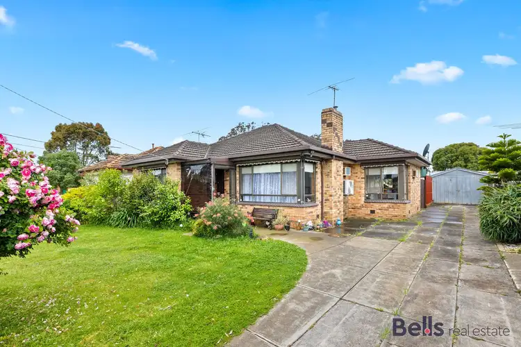 8 Cumberland Street, Sunshine North VIC 3020