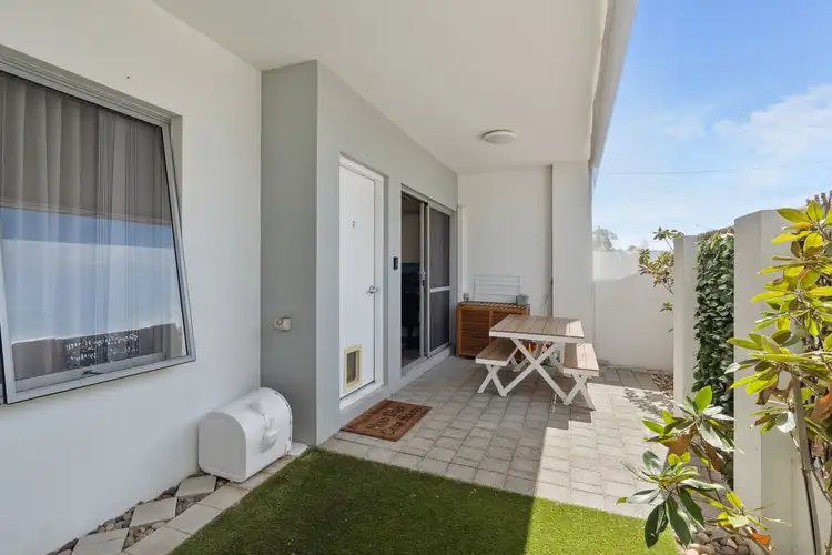 Fourth view of Homely apartment listing, 2/35 Macedon Place, Craigie WA 6025