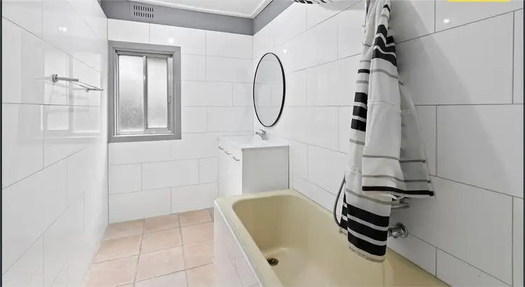 19 Hook Street, St Albans VIC 3021