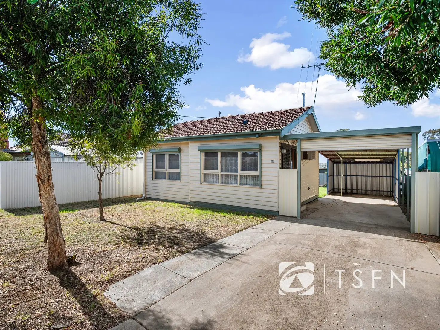 Main view of Homely unit listing, 10 Jenkins Street, California Gully VIC 3556
