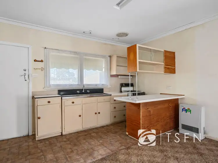 Fifth view of Homely unit listing, 10 Jenkins Street, California Gully VIC 3556