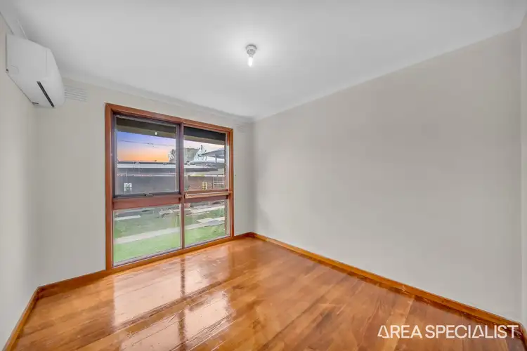 Fifth view of Homely house listing, 7 Riddle Drive, Melton VIC 3337