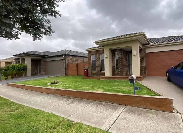 4 Ciliata Street, Cranbourne North VIC 3977