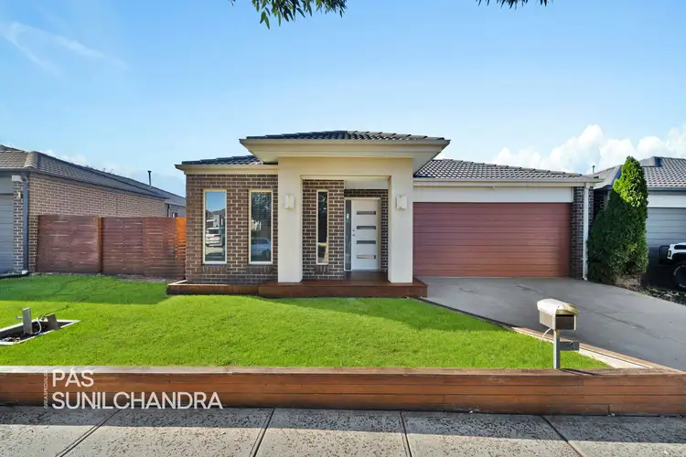 4 Ciliata Street, Cranbourne North VIC 3977
