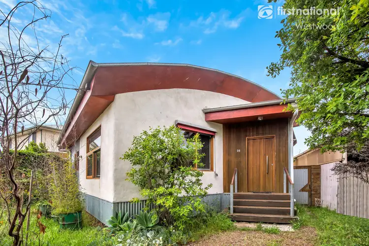 35 Centre Avenue, Werribee VIC 3030