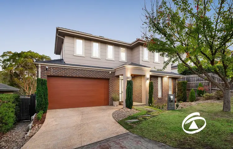 11 Hillview Court