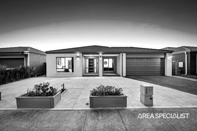 74 Bushlark Crescent, Williams Landing VIC 3027